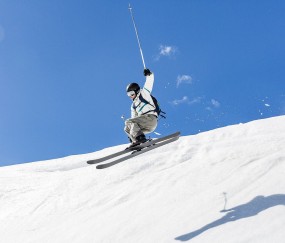 开云体育app-德甲争冠战焦点战，黄蜂正面击溃爵士