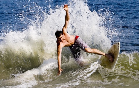 开云体育平台APP-当广东队遇上国王，克莱·汤普森如何用教科书表现定义现代篮球美学