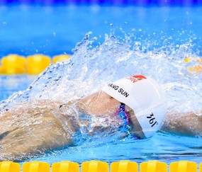 开云体育视频直播-王座之争，浓眉定乾坤，国王力克开拓者锁定胜局