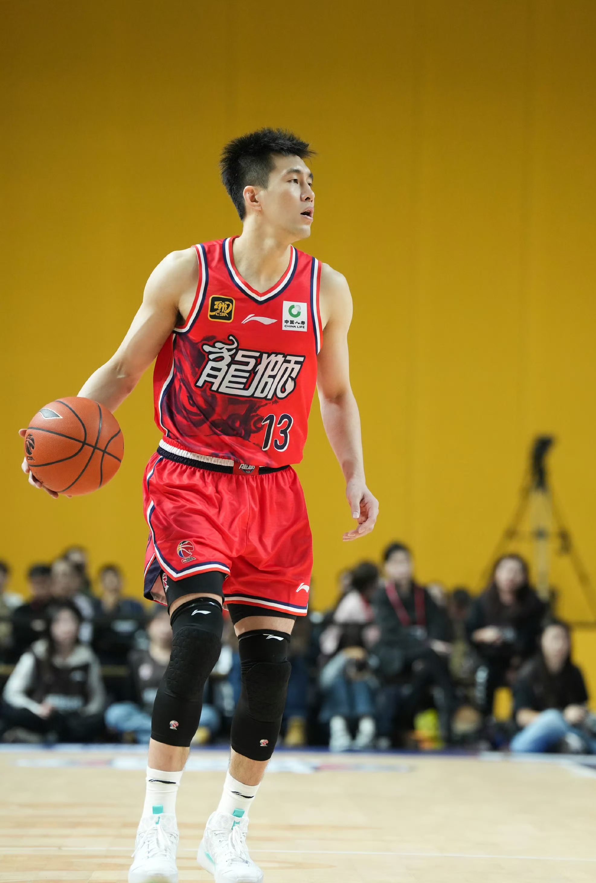 江苏队横扫吉林队，郭艾伦高光表现