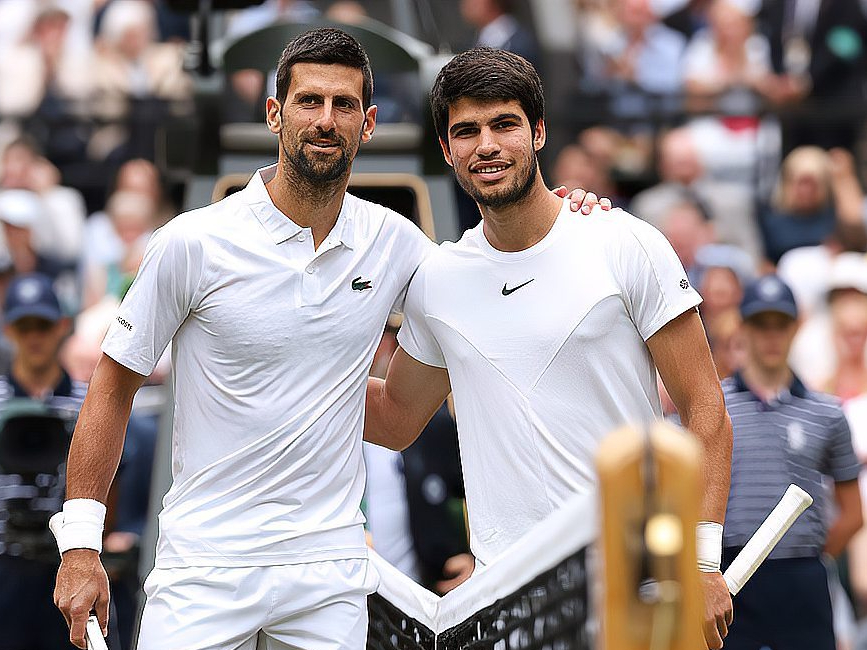 戴维斯杯力克年终总决赛，德约科维奇关键制胜