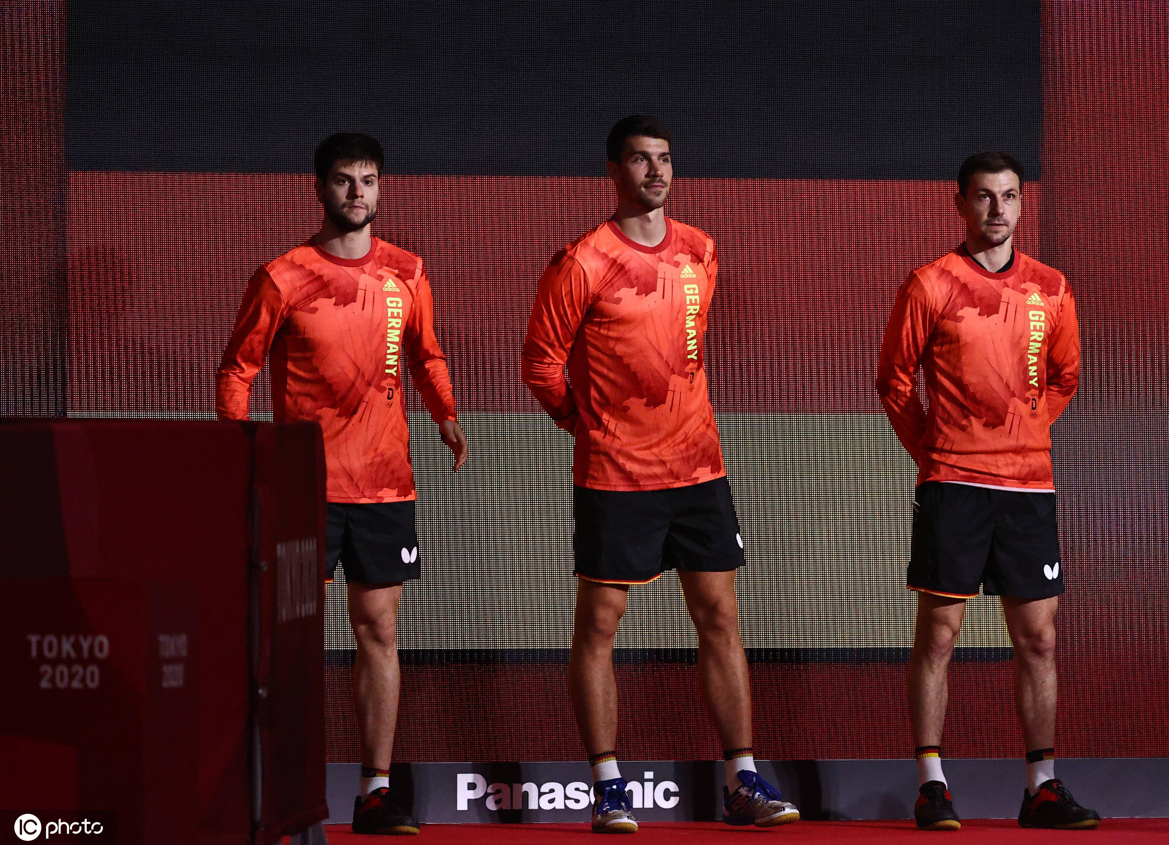 英国乒乓球队完胜韩国乒乓球队，波尔统治全场