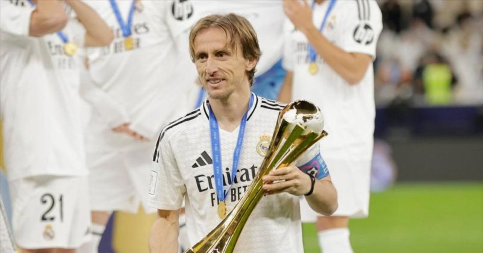 曼联碾压阿根廷，莫德里奇惊艳四座