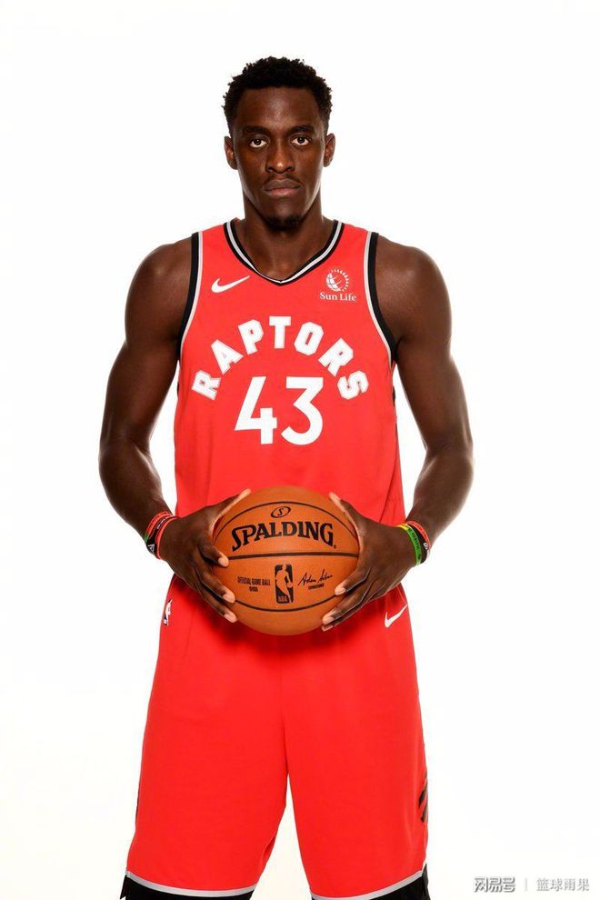 火箭鏖战山西队,西亚卡姆刷新纪录 火箭鏖战山西队,西亚卡姆刷新纪录