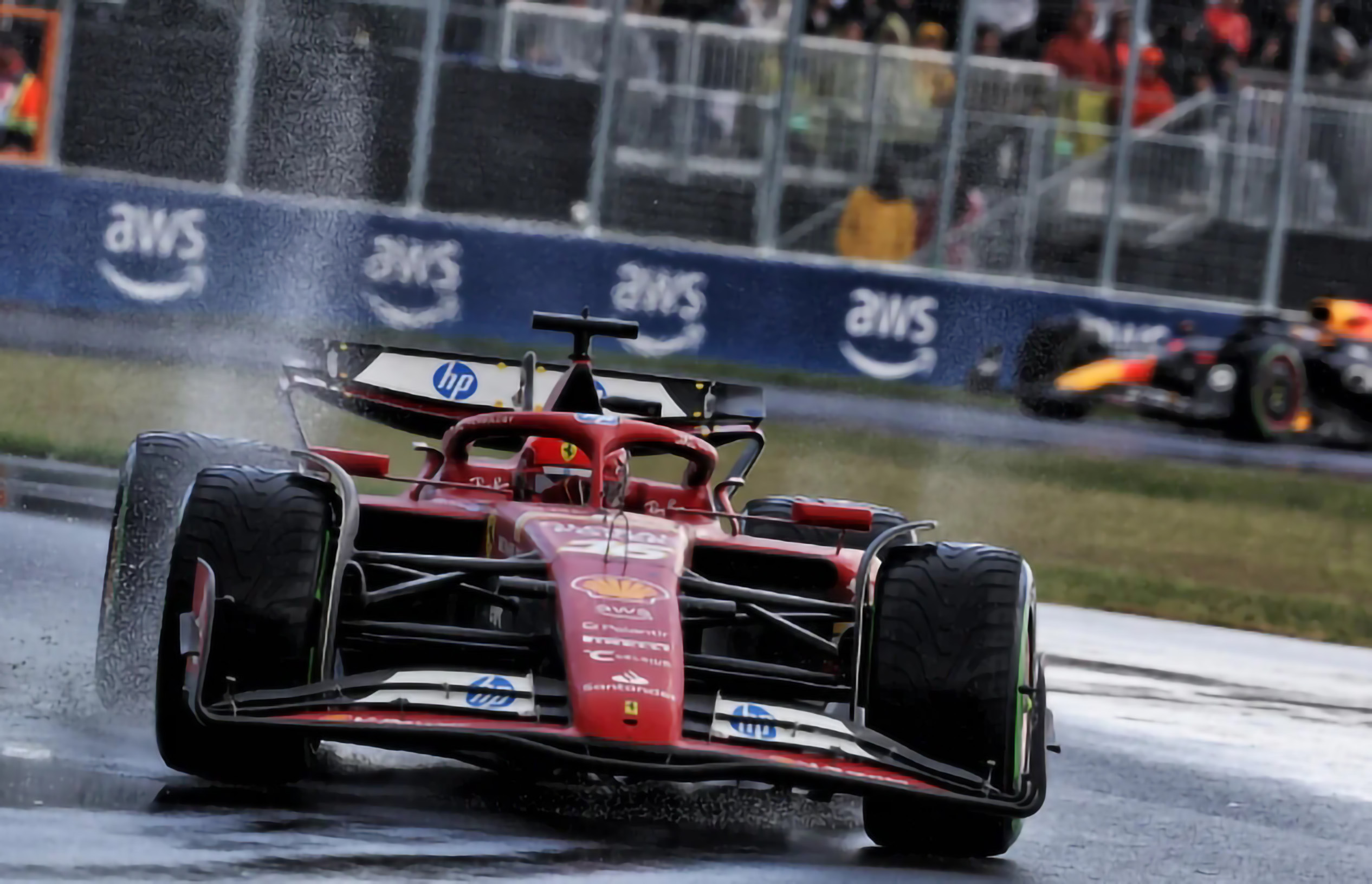 法拉利横扫红牛二队，拉塞尔关键制胜