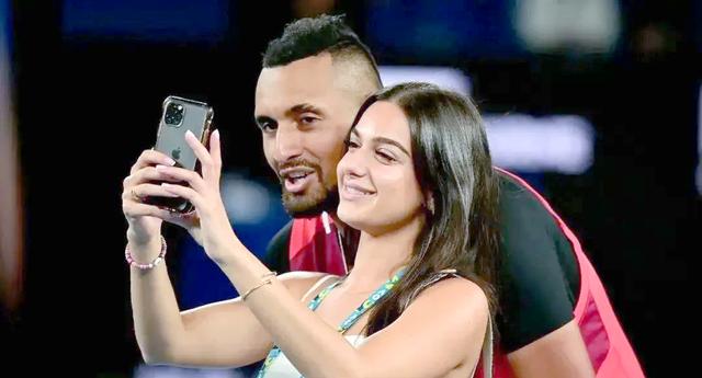 世界网球队轻取德国网球队，克耶高斯爆发神勇