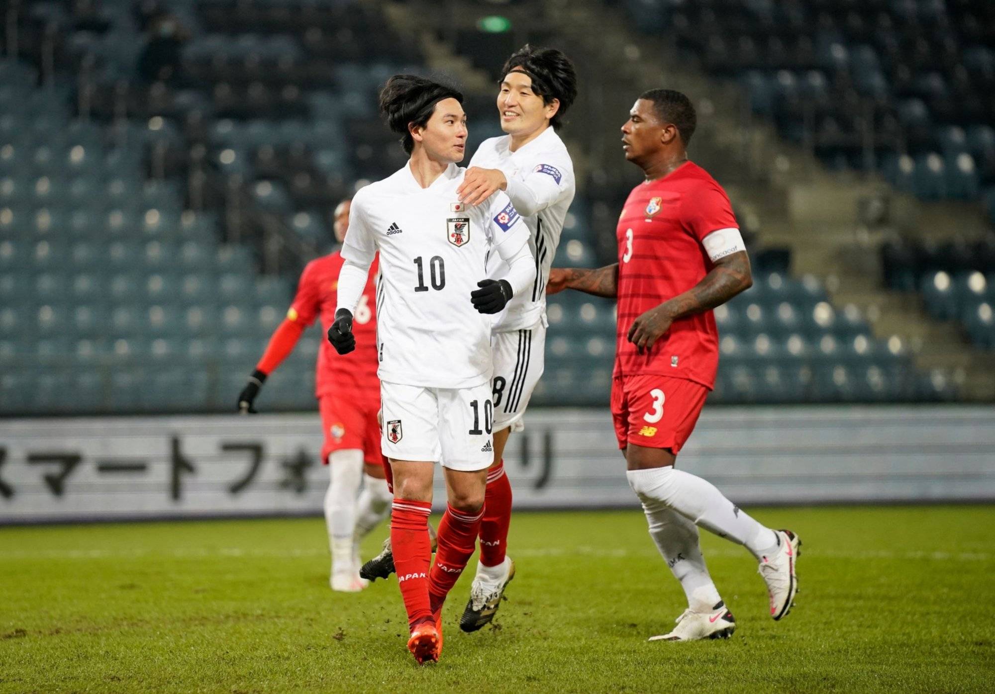 日本队绝杀韩国队，郑思维高光表现