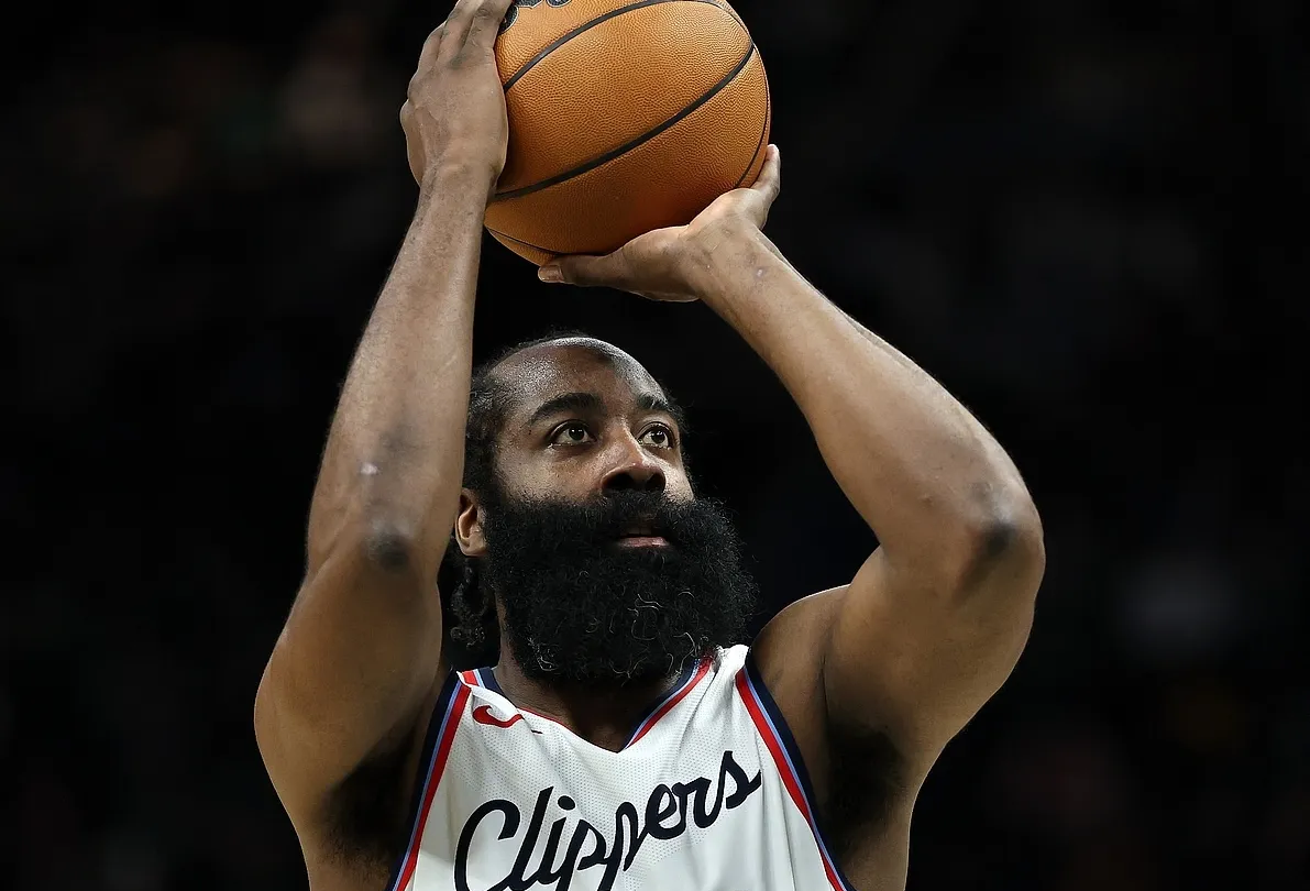 步行者翻盘公牛,哈登统治全场 步行者翻盘公牛,哈登统治全场