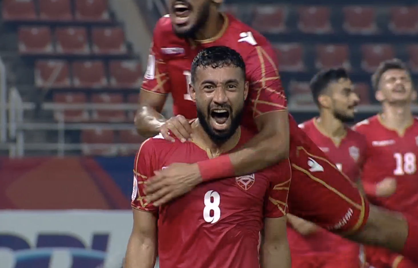 赤道几内亚男篮在和阿塞拜疆队的对抗中实现逆袭