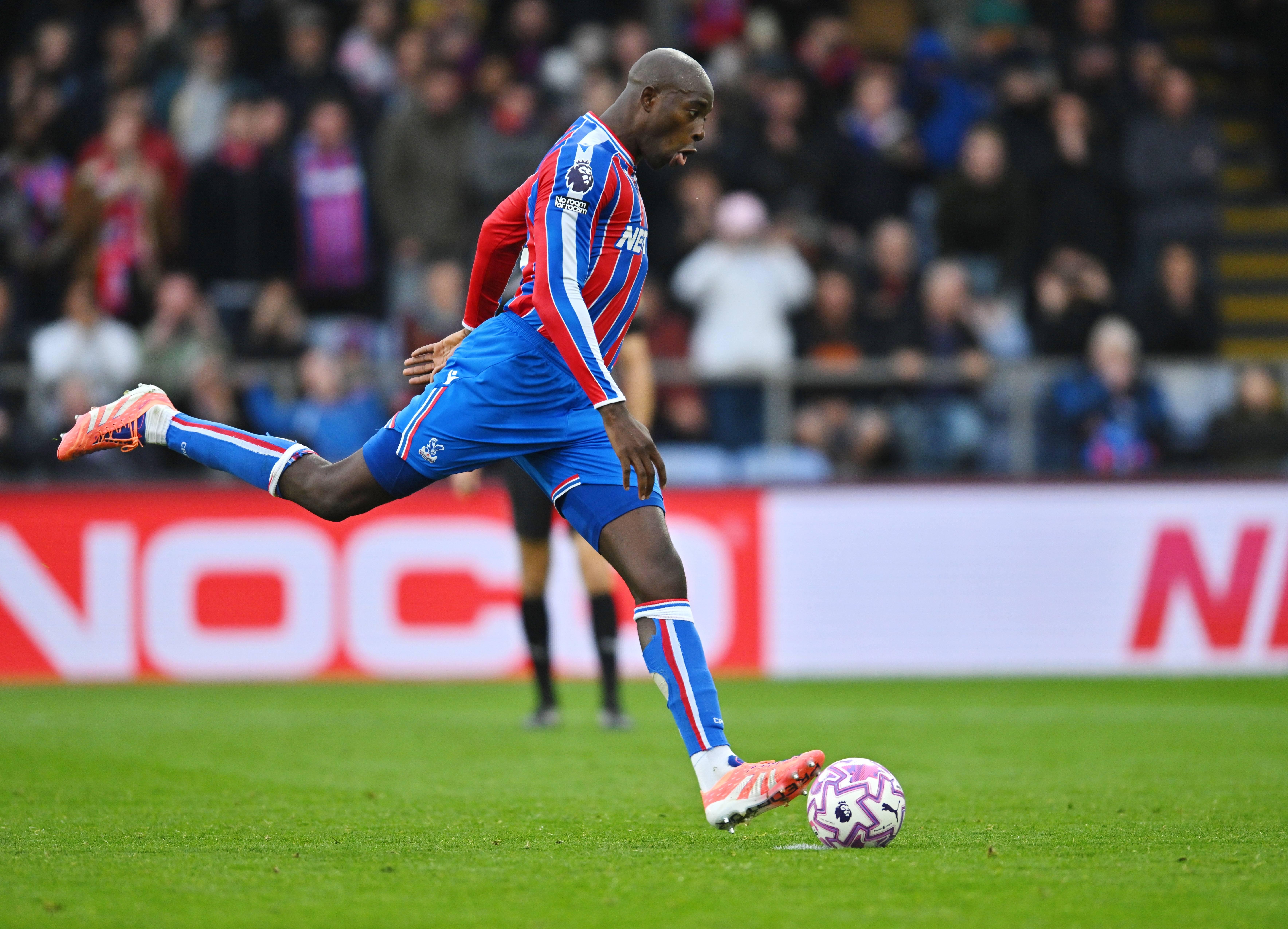 伯恩茅斯主场告捷，保持不败