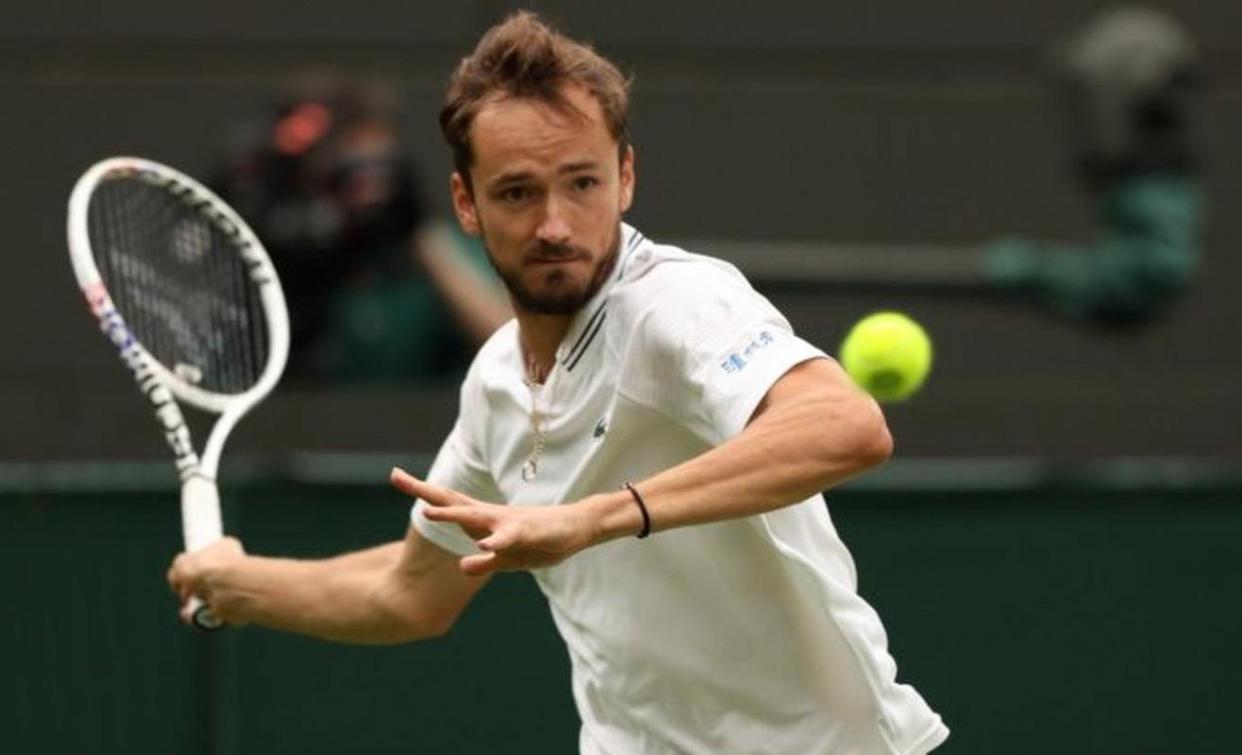 美国网球队逆转英国网球队,梅德韦杰夫绝境逆转 美国网球队逆转英国网球队,梅德韦杰夫绝境逆转