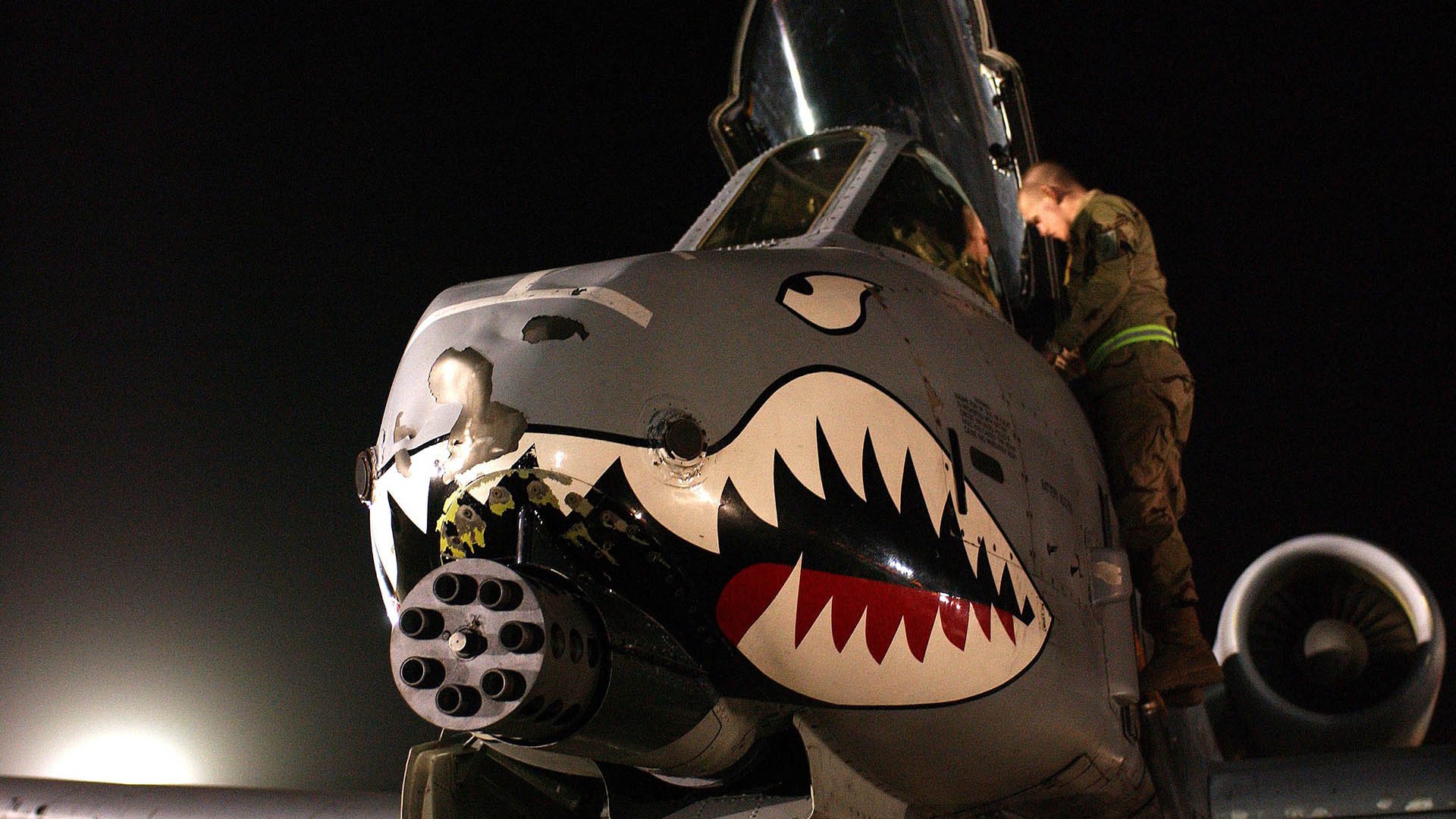 英超争冠焦点战与北京男篮的坚韧,体育精神的双城记