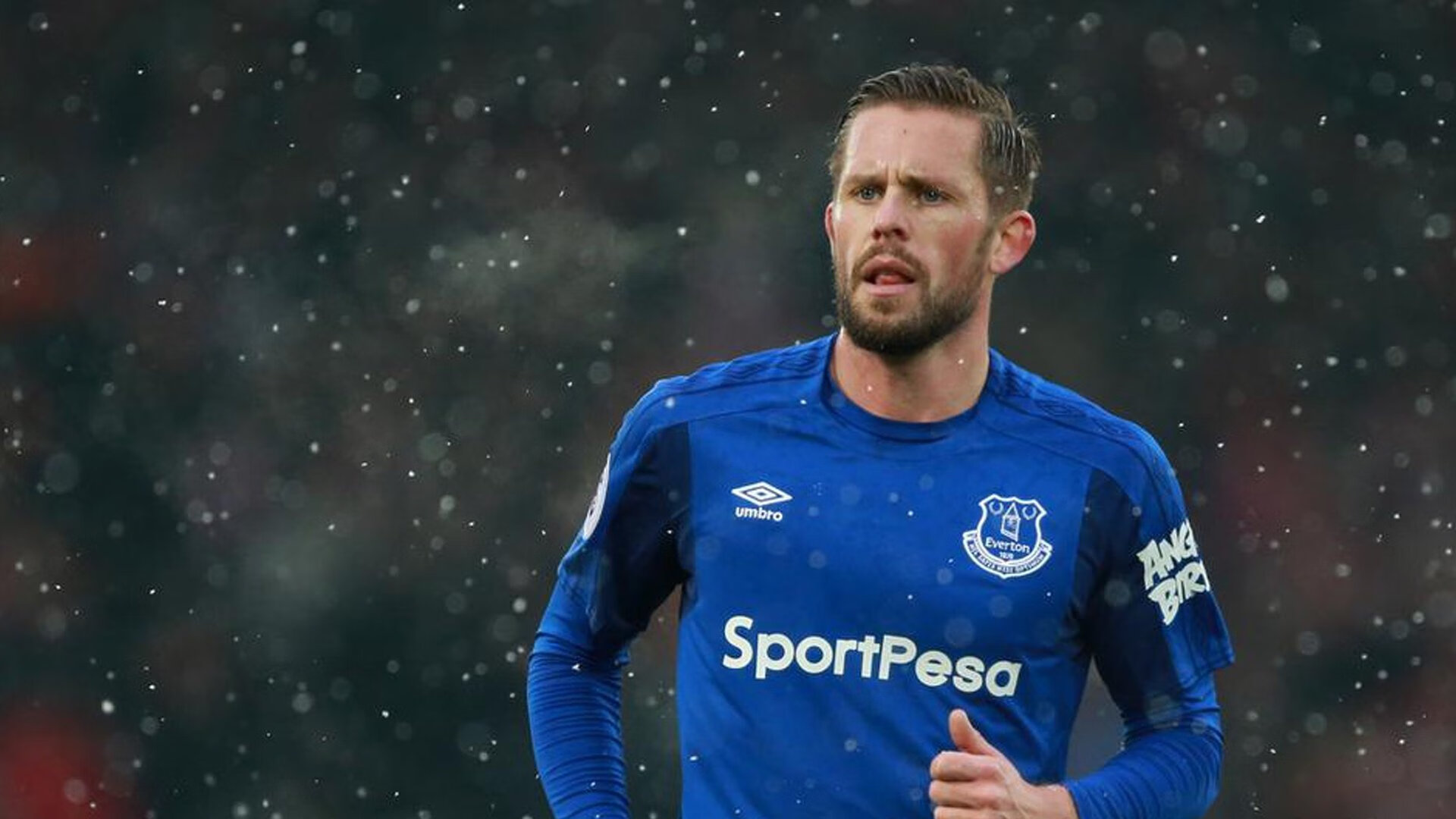 杜兰特末节封神，热火惊魂险胜上海队