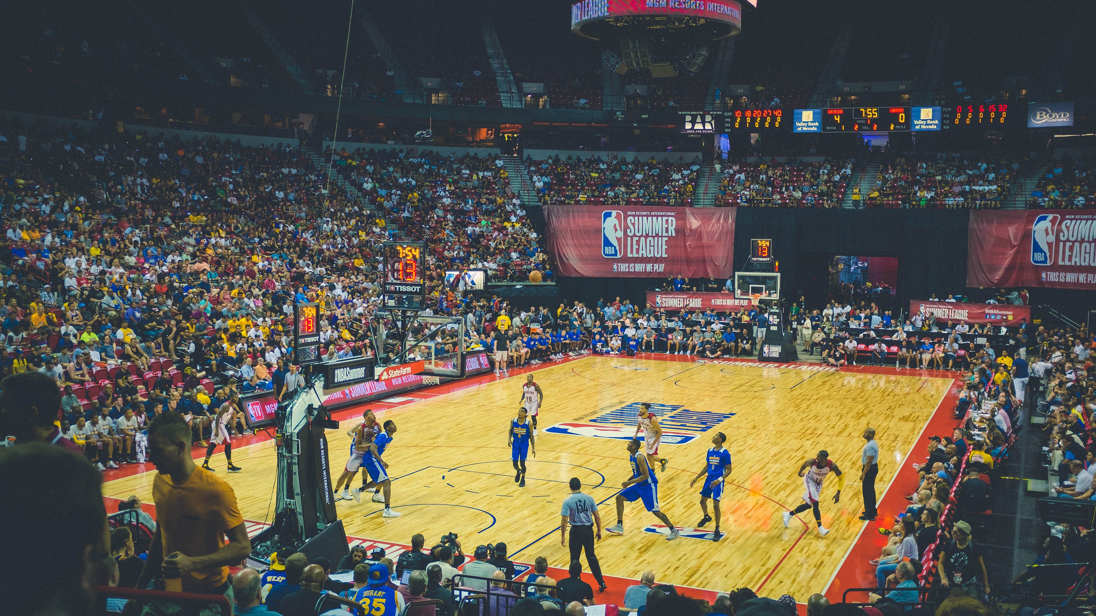 当东方铁骑碾过好莱坞星光，辽宁精神与恩比德的终极接管