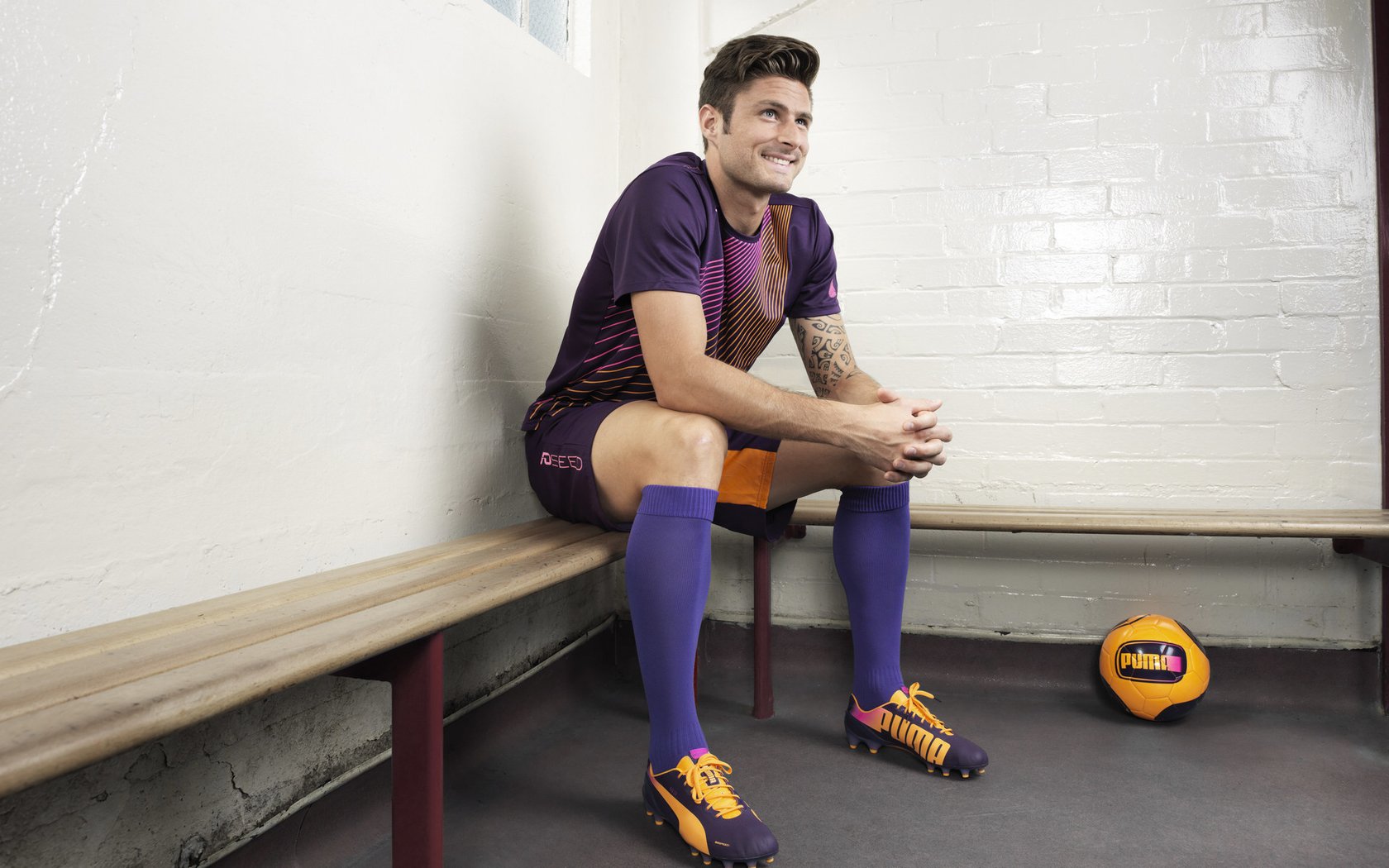 卡塔尔夜空中最亮的星，基耶萨一剑封喉，蓝衣军团绝杀苏格兰